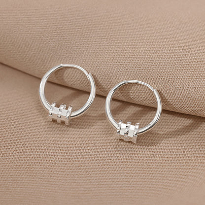 Trendy Small Waist Girls Stud Earrings Silver Plated