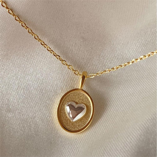 Two-color Love Oval Pendant Necklace For Women